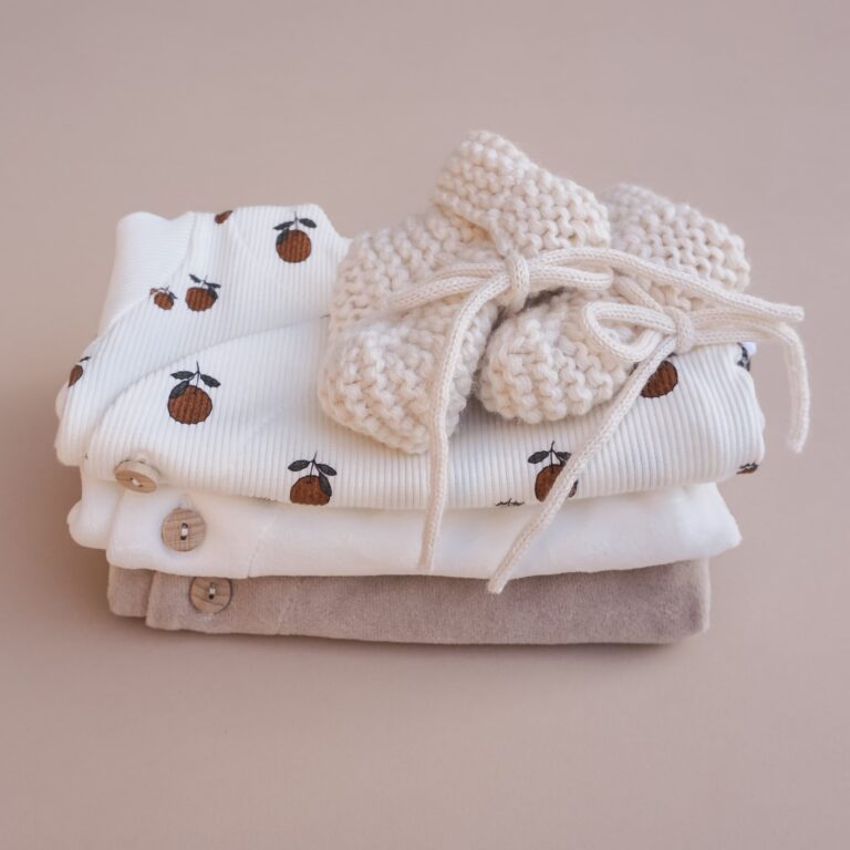 Babykleding | Babykleding Ivy and Soof | Gebreide Babyslofjes | Ivy and Soof