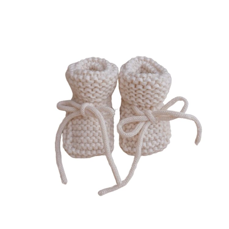 Gebreide Babyslofjes Ecru - Baby Slofjes - Newborn Slofjes - Ivy and Soof