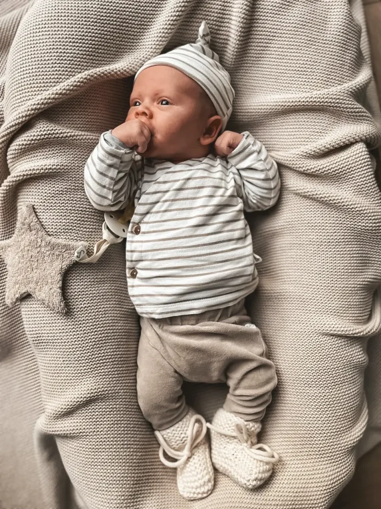 Ivy and Soof - Babykleding - Geboortepakje - Baby Slofjes