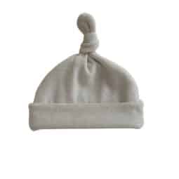 Baby Mutsje Velours Beige - Geboortepakje met muts - Ivy and Soof