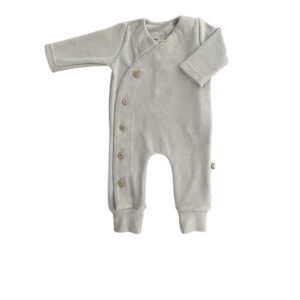 Overslag Boxpakje Velours Beige | Geboortepakje met mutsje | Ivy and Soof