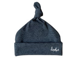 Mutsje met naam donker grijs melee | Geboortemutsje | Geboortepakje met mutsje | Newborn mutsje personaliseren | Ivy and Soof