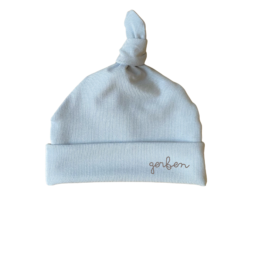 Mutsje met naam baby blauw | Geboortemutsje | Geboortepakje met mutsje | Newborn mutsje personaliseren | Ivy and Soof