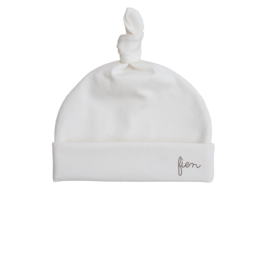 Mutsje met naam ecru | Geboortemutsje | Geboortepakje met mutsje | Newborn mutsje personaliseren | Ivy and Soof