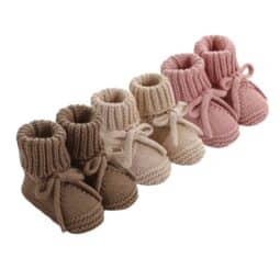 Gebreide babyslofjes - prematuur slofjes - Ivy and Soof