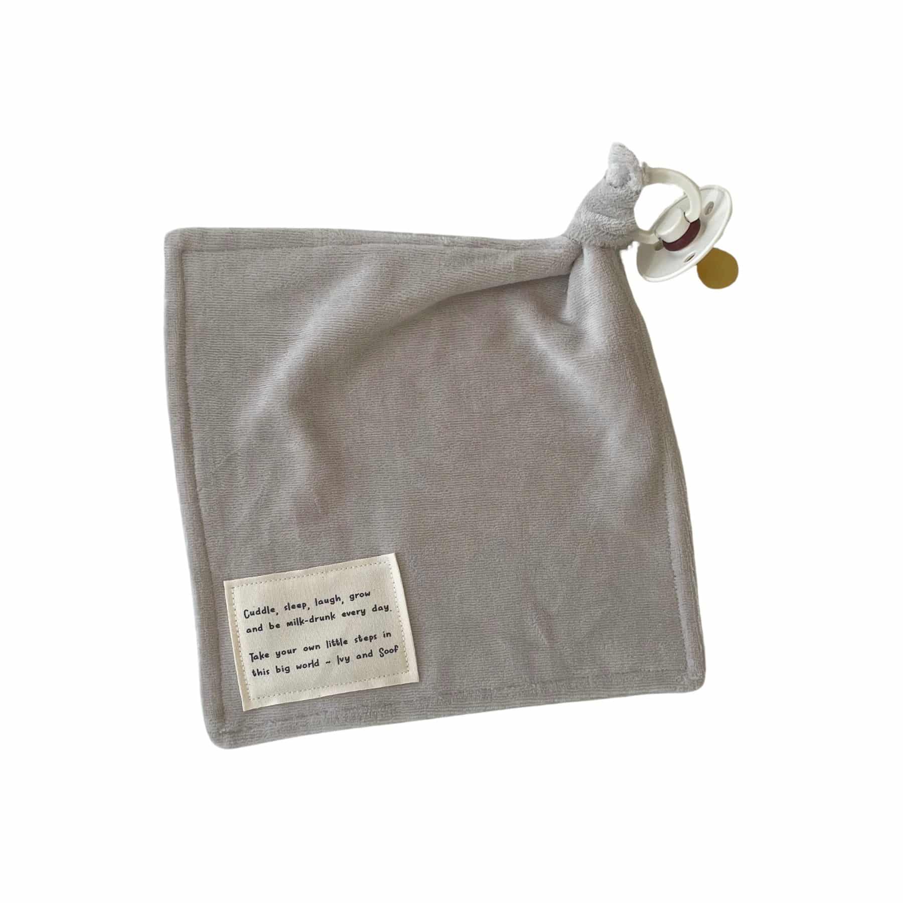 Speendoekje Velours met label - Beige - Ivy and Soof